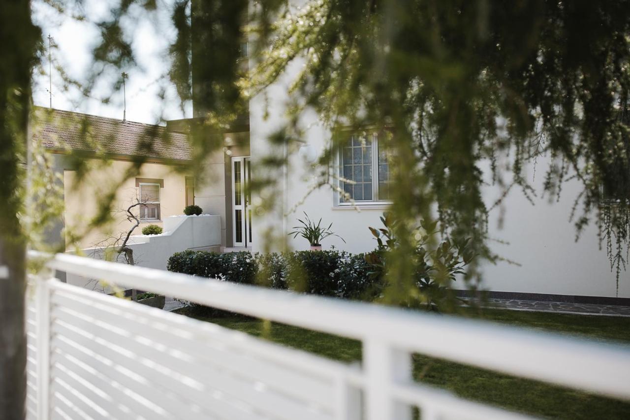B&B "Al Colle 11" Fano Exterior photo